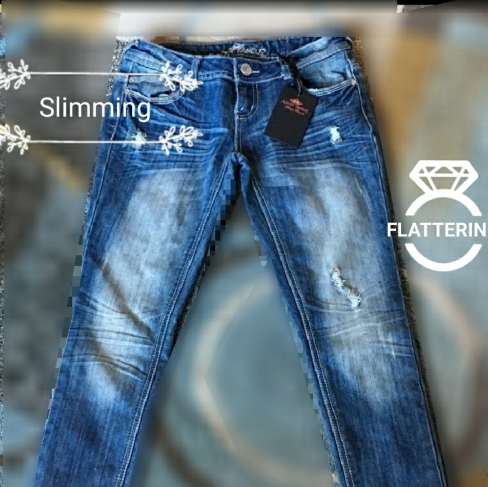 Almost Famous premium distressed jeans as 7